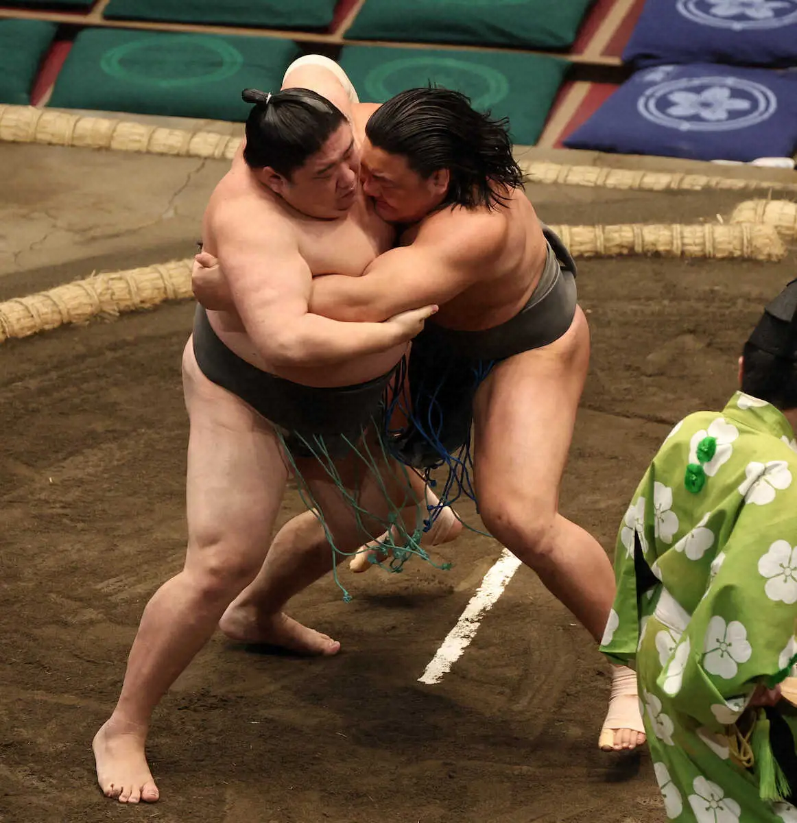 【画像・写真】元学生横綱で幕下付け出し和歌ノ富士　プロ初黒星「まだ終わっていないので」　連勝3で止まる