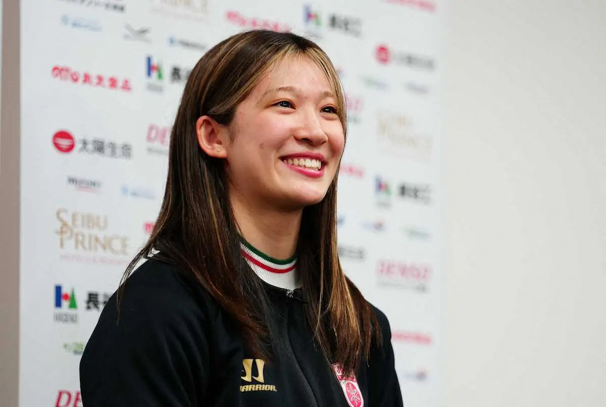 【画像・写真】【アイスホッケー】スマイルジャパン輪島夢叶「ゴール狙っていく」念願の初五輪へ「楽しみが大きい」