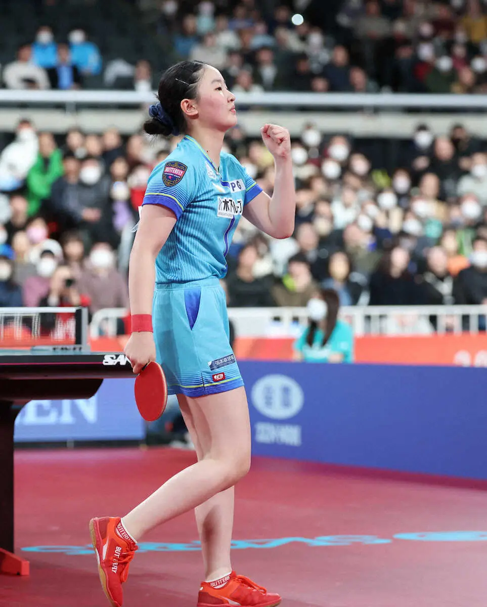 【画像・写真】【卓球全日本】張本美和「勝てるところがない」長崎撃破で準決勝進出　悲願初Vへ「悔いなく出し切りたい」