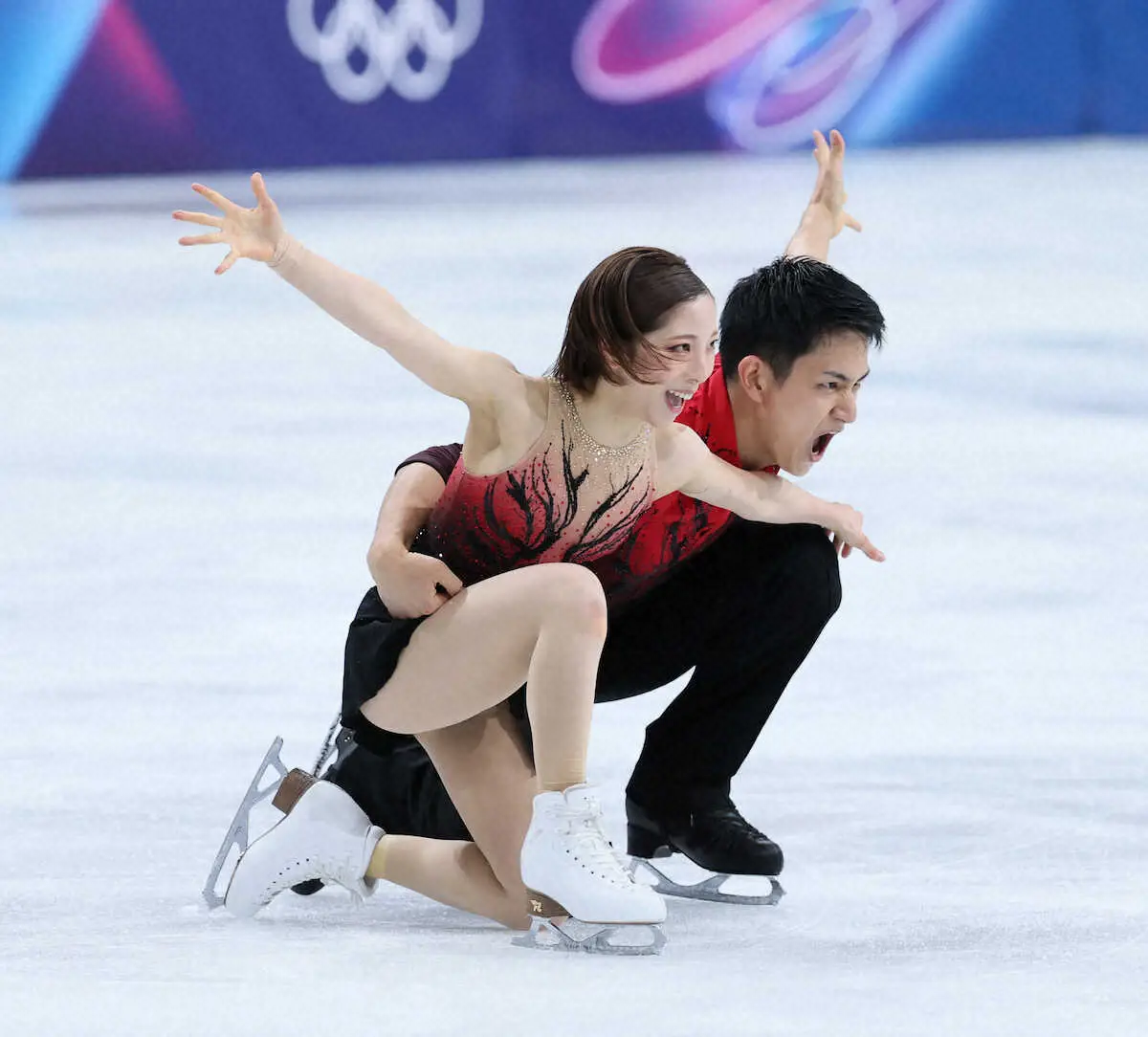 【画像・写真】【フィギュア】りくりゅう圧巻演技！ペア終え日本は6位浮上　キスクラで木原“大興奮”「見えなかった」