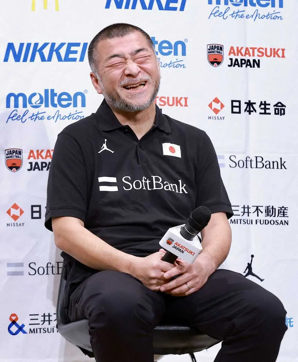 【画像・写真】バスケ日本代表　桶谷新監督が就任会見「五輪で勝てるチーム目指し、最強の布陣で最高の一体感を」