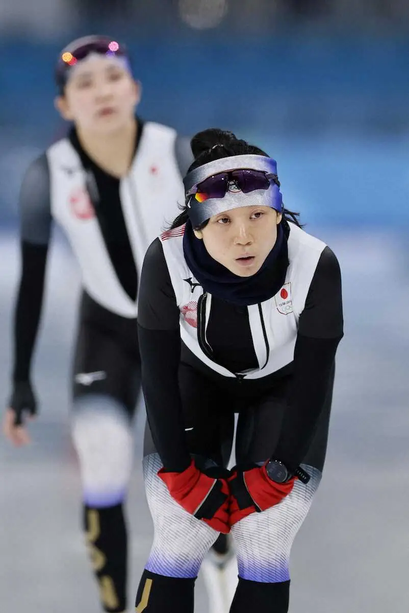 【画像・写真】調整する高木美帆（手前）