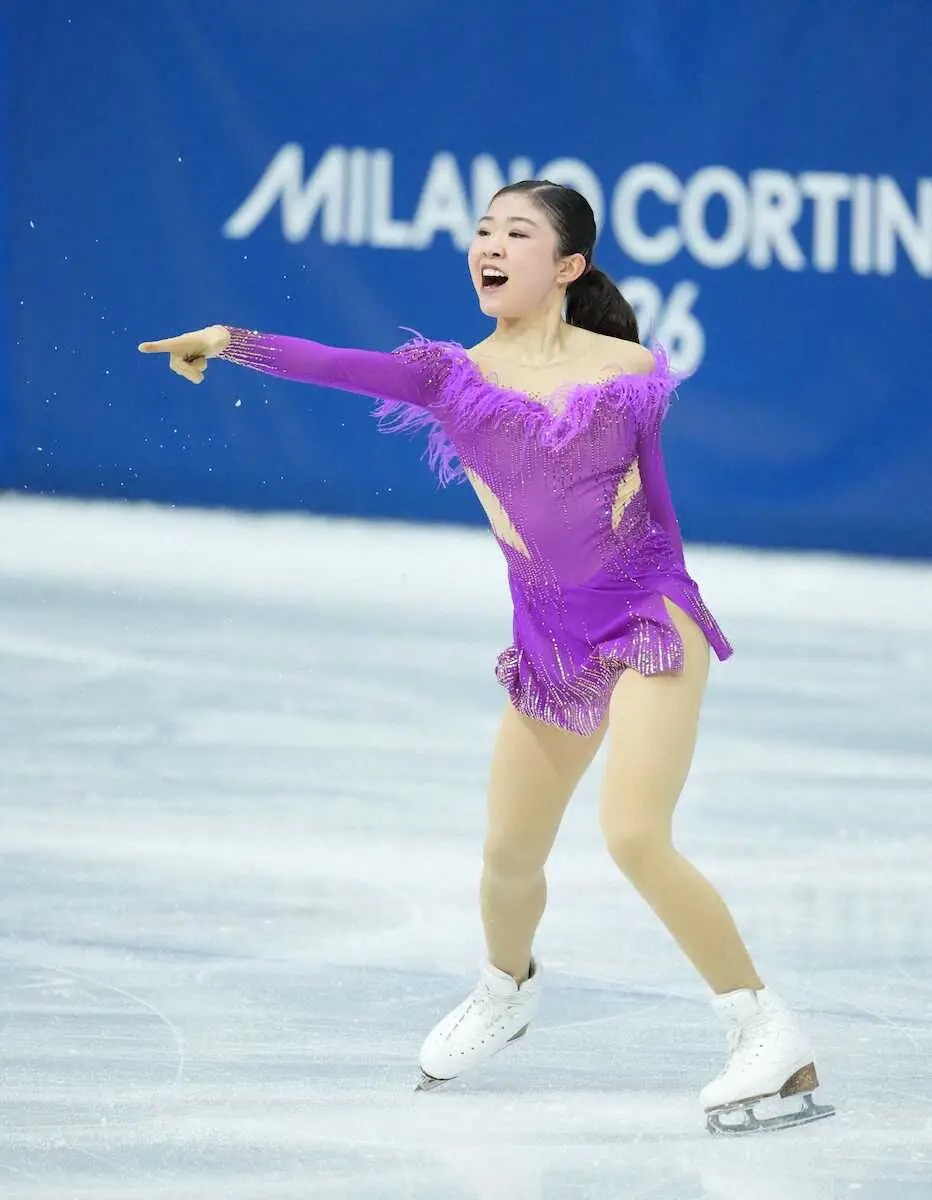 千葉百音 直筆サイン入り 生写真 L判 フィギュアスケート女子 フィギュア】千葉百音「凄く幸せ」抜群の表現力で74.00点の4位 SP最終