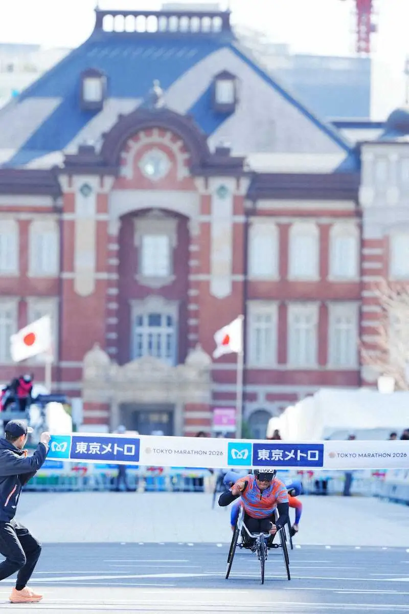 【画像・写真】【東京マラソン・車いす男子上位成績】フグが1時間21分09秒で優勝、日本人トップは3位・渡辺勝