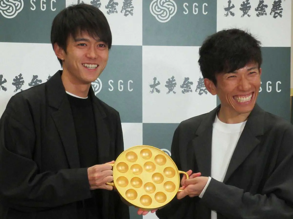 【画像・写真】大迫傑「純金の表彰状」の次はロス五輪メダルで黄金の等身大像!?　昨年12月にマラソン日本新