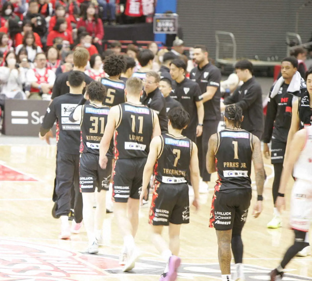 【画像・写真】Bリーグ大阪エヴェッサ　千葉ジェッツ相手に粘るも6連敗
