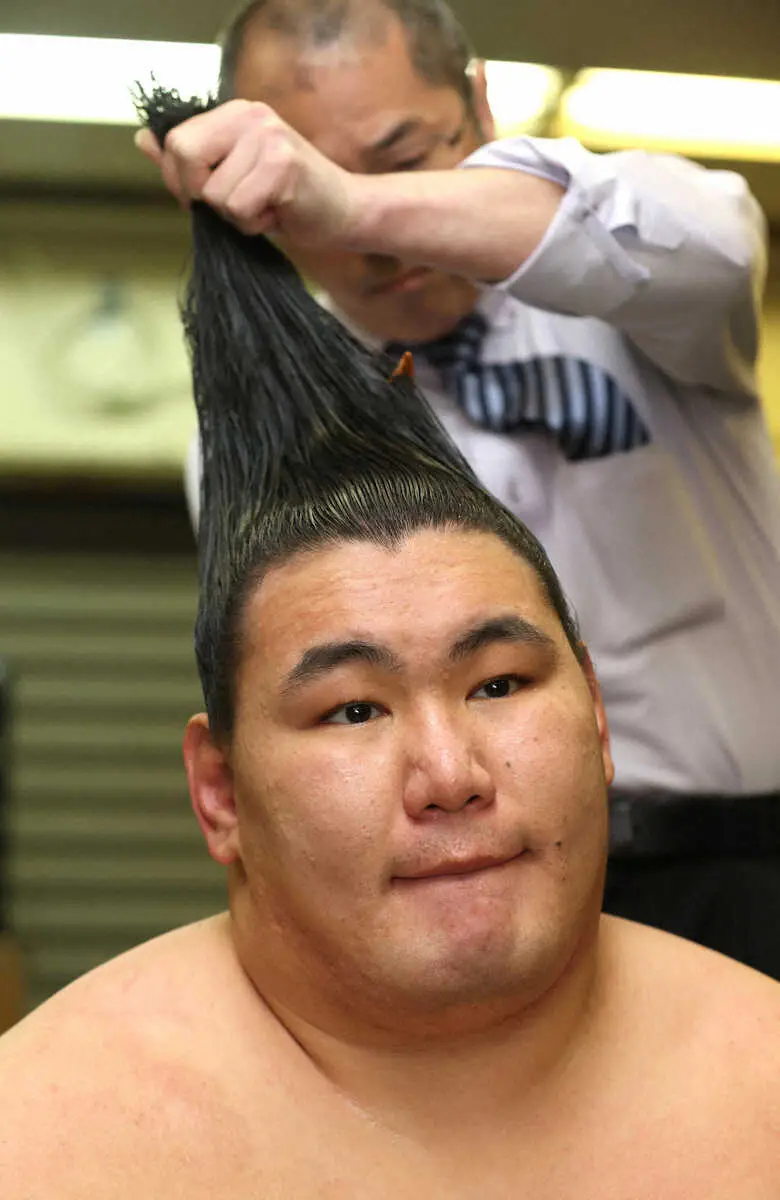 【画像・写真】安青錦は熱海富士に屈し綱獲りが絶望的な4敗目　横綱昇進後の初優勝を狙う豊昇龍は6勝1敗