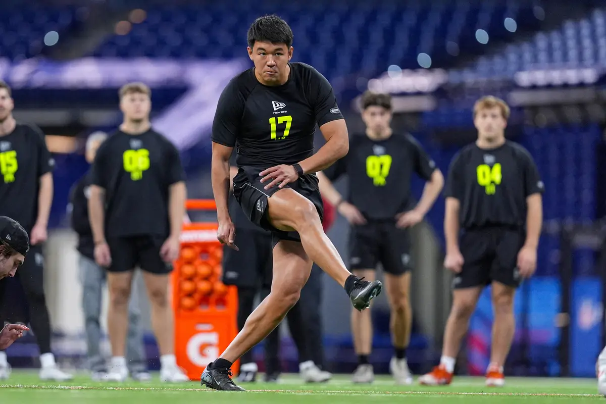 【画像・写真】2月のNFLスカウティングコンバインに参加したハワイ大の松澤寛政（AP）