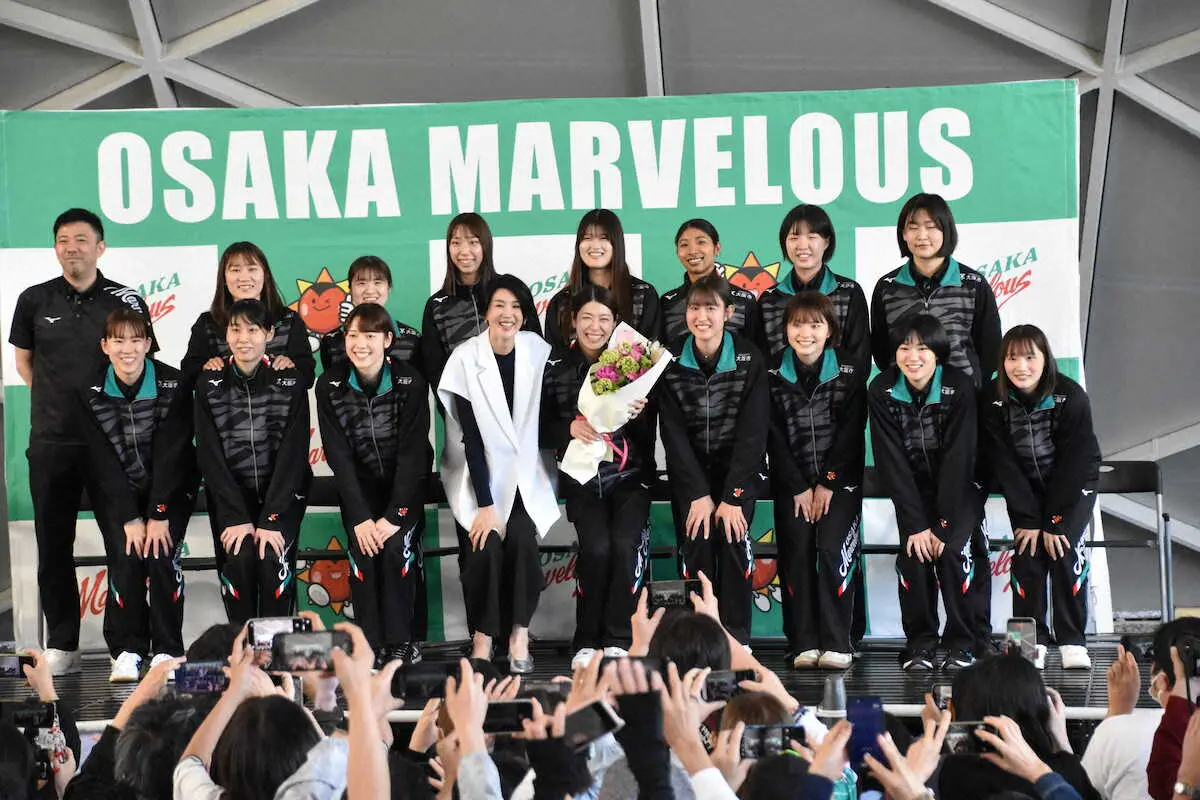 【画像・写真】【SVリーグ女子】大阪マーヴェラスがシーズン報告会　OG栗原恵さん「現役の時間は尊いもの」