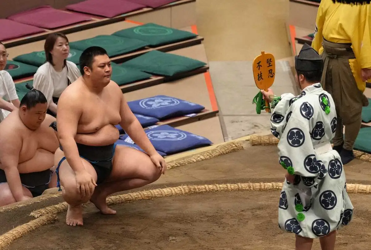 【画像・写真】幕下付け出し火雷「慣れてきた」　春雷を破り3連勝で勝ち越し王手　兄弟子・獅司の激励に「うれししです」